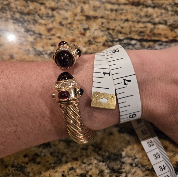 Ciner Vintage Cuff Bracelet - Picture 6 of 6